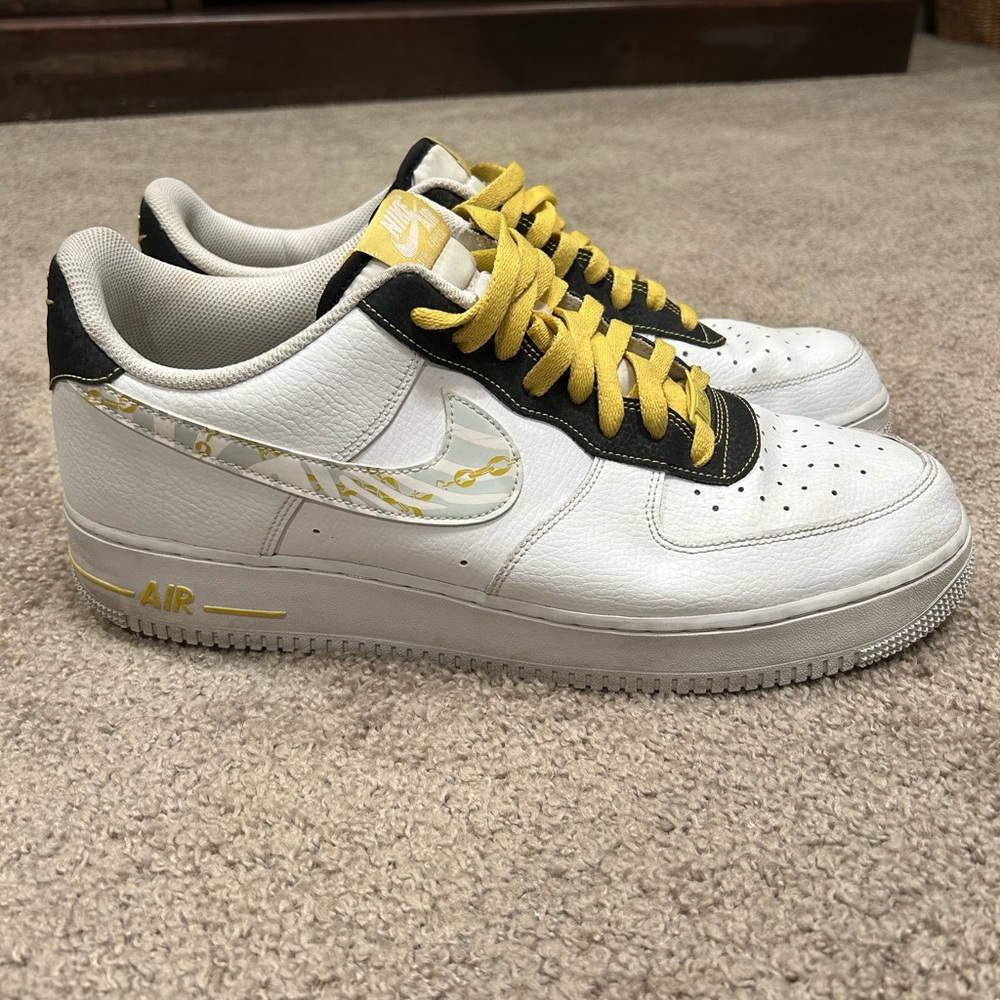 Men’s Nike Air Forces